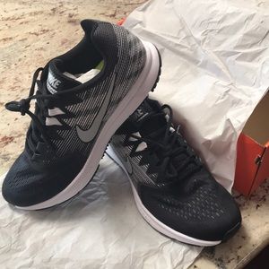 Brend NEW! Nike Zoom Span 2